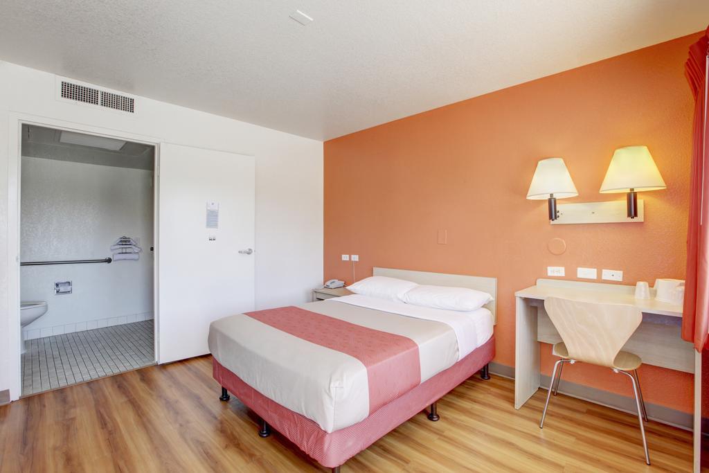Motel 6-Corona, Ca Exteriér fotografie