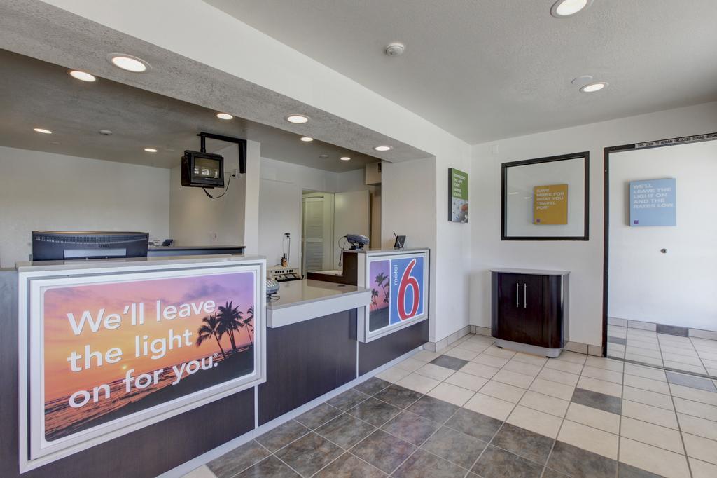 Motel 6-Corona, Ca Exteriér fotografie
