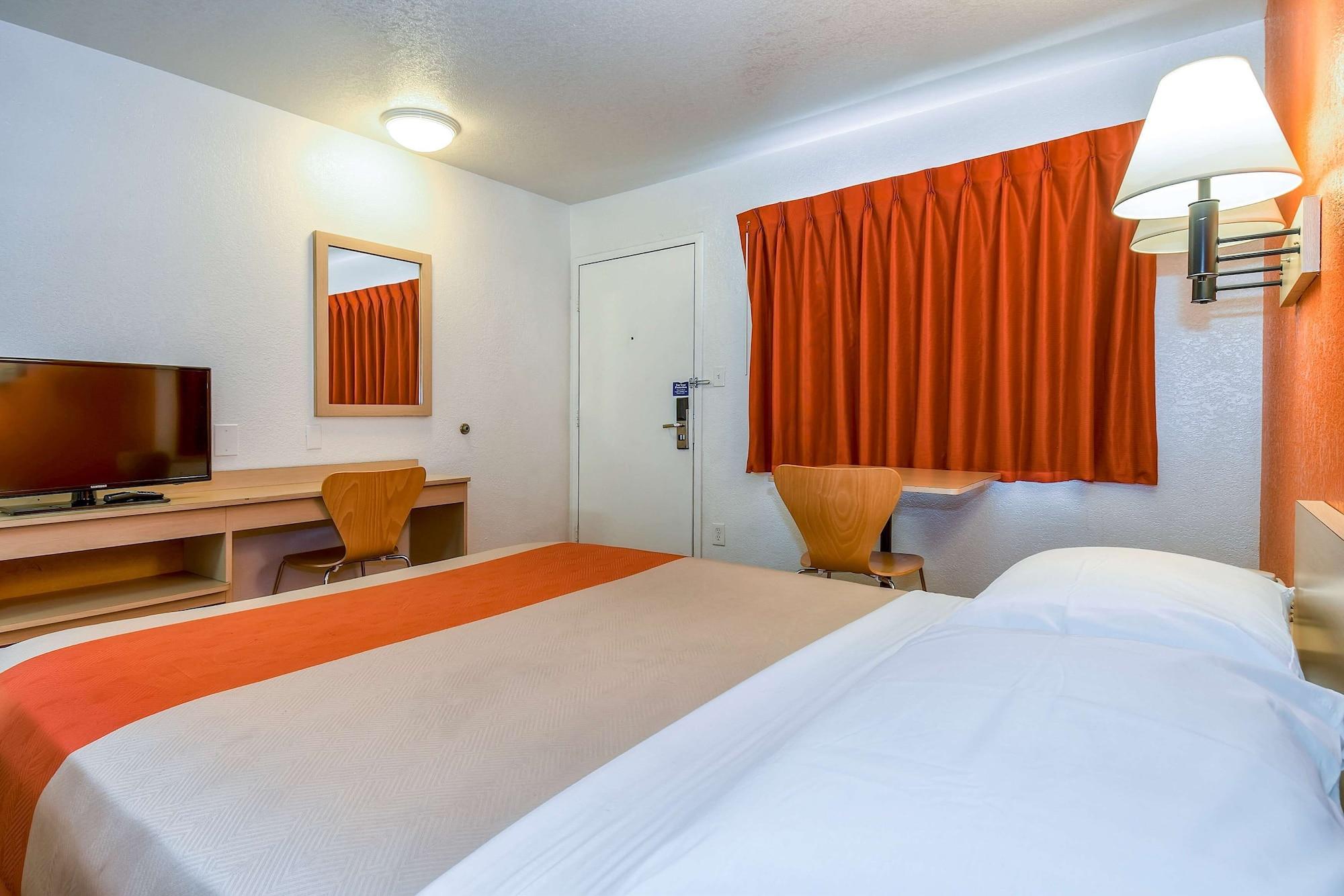 Motel 6-Corona, Ca Exteriér fotografie