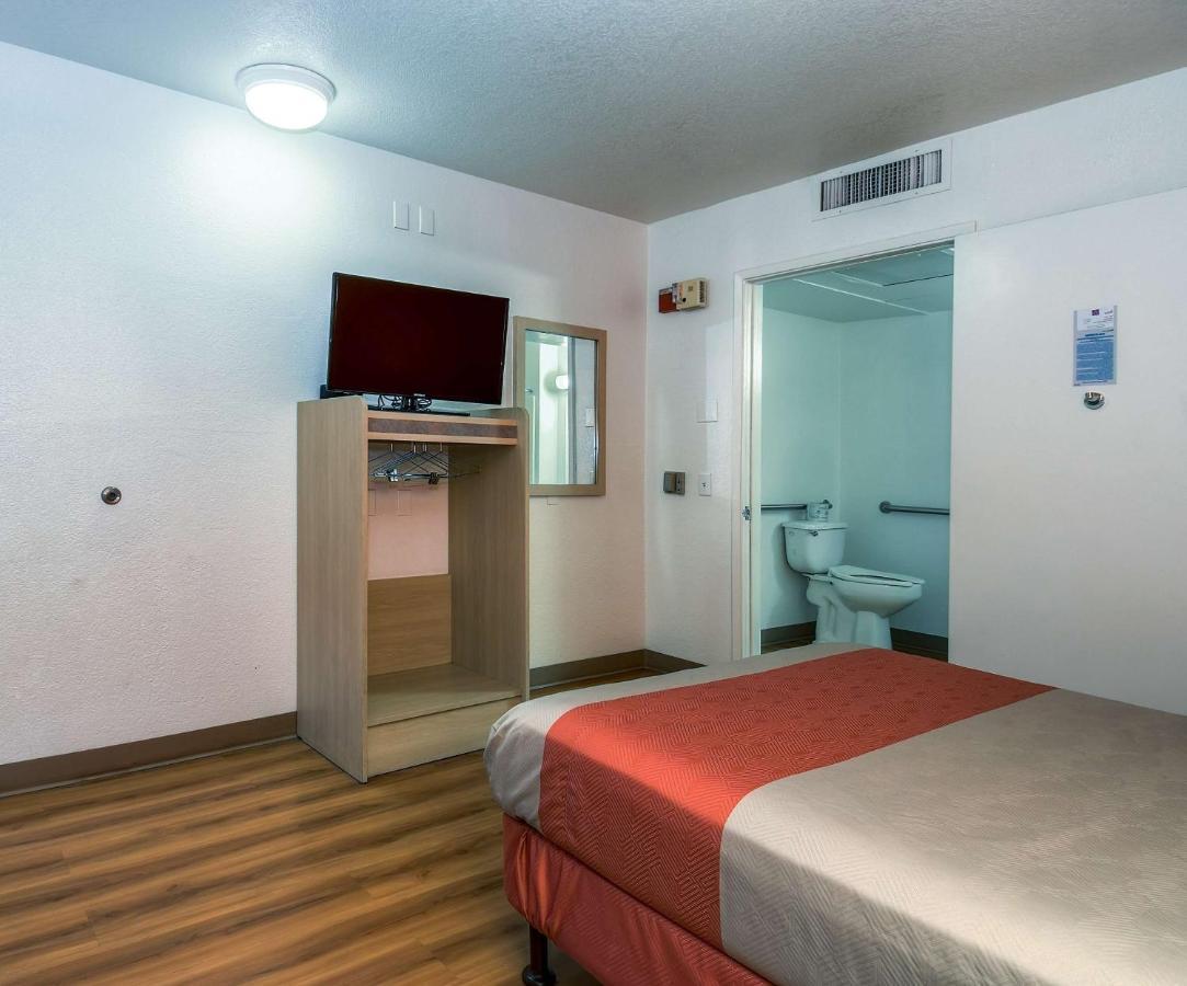 Motel 6-Corona, Ca Exteriér fotografie